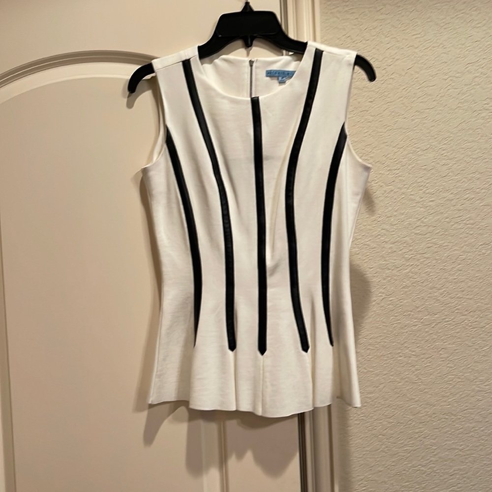 Antonio Melani Womens Medium